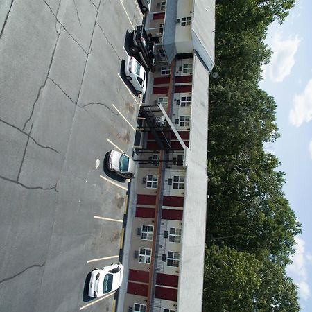 Red Carpet Inn Berlin Esterno foto