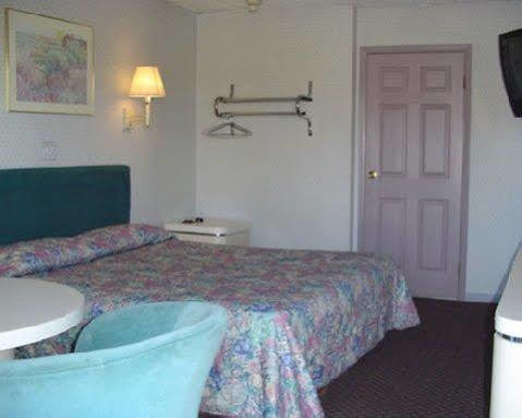 Red Carpet Inn Berlin Esterno foto